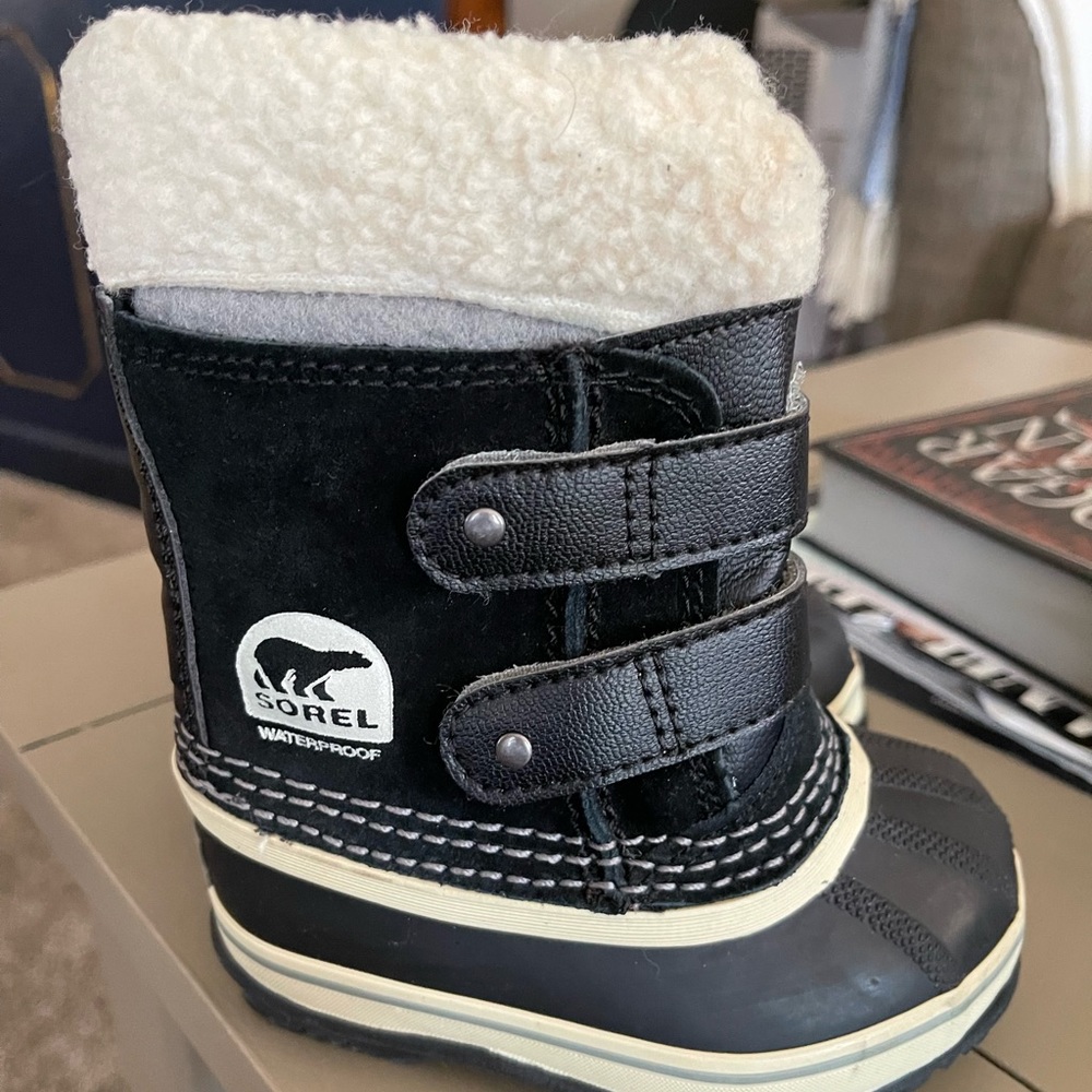Toddler Sorel Snow Boots Size 7